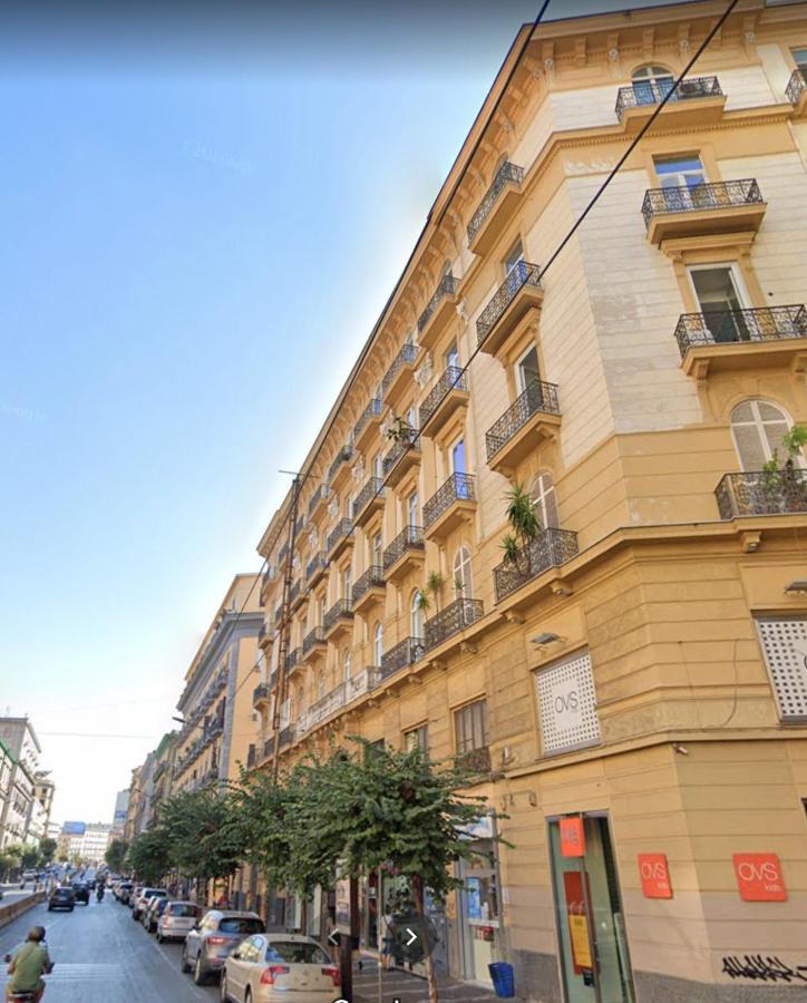 Hotel Rettifilo 311 Nápoles Exterior foto